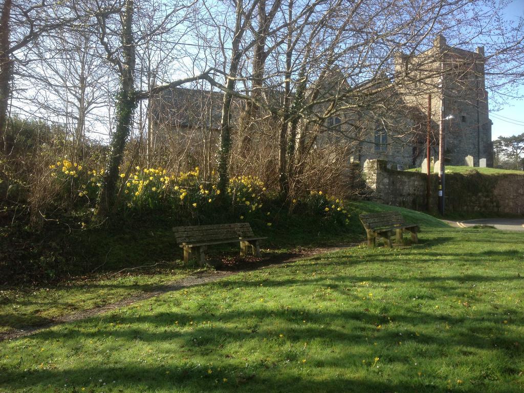 Bed and Breakfast Steeple View Newport  Esterno foto